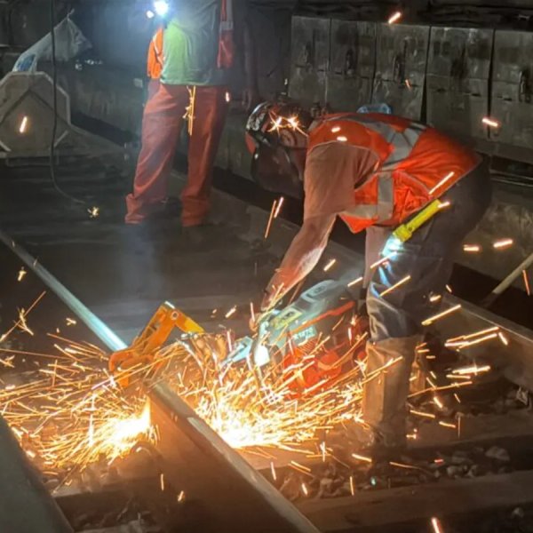 Amtrak's East River Tunnel Pro